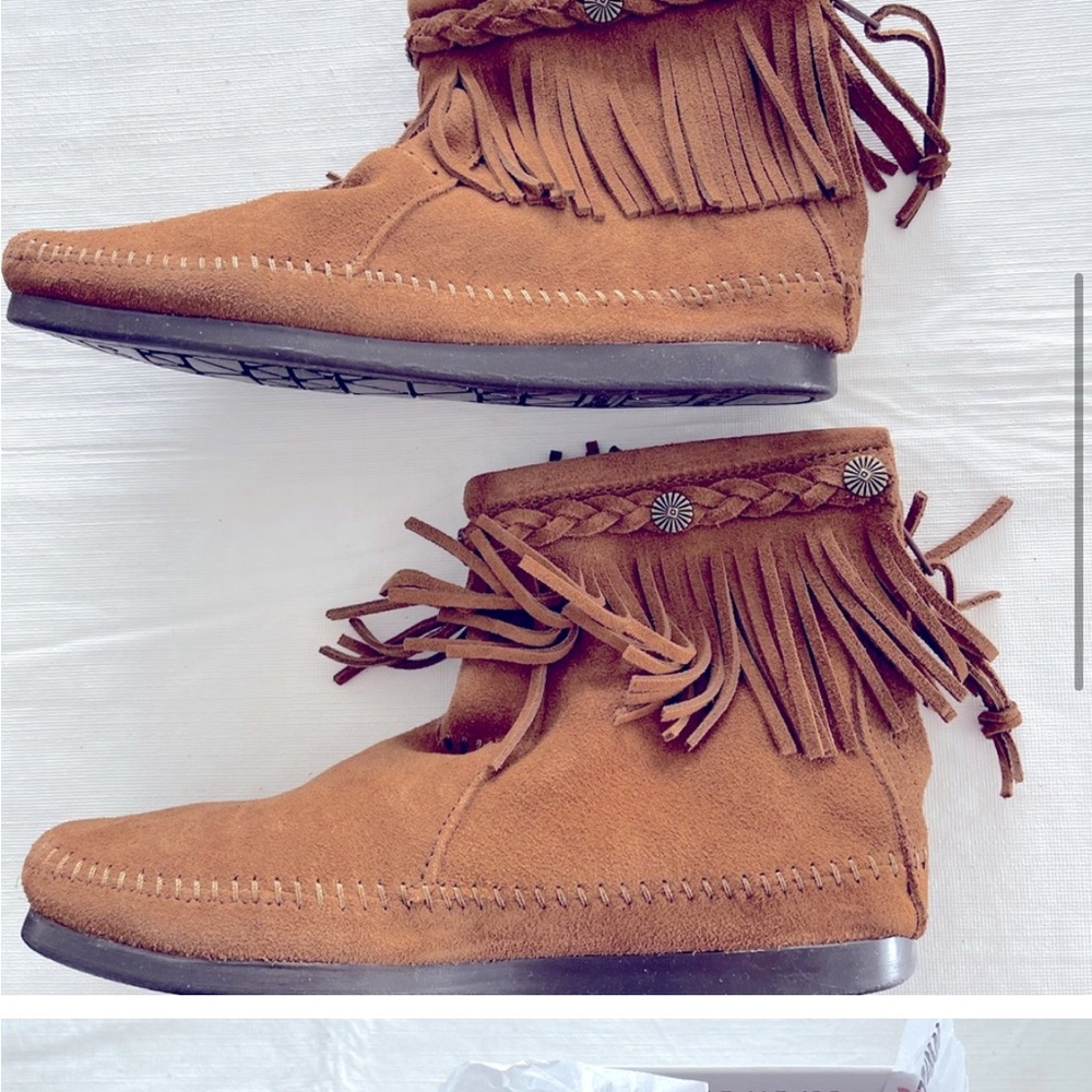 Minnetonka suede shoes/boots